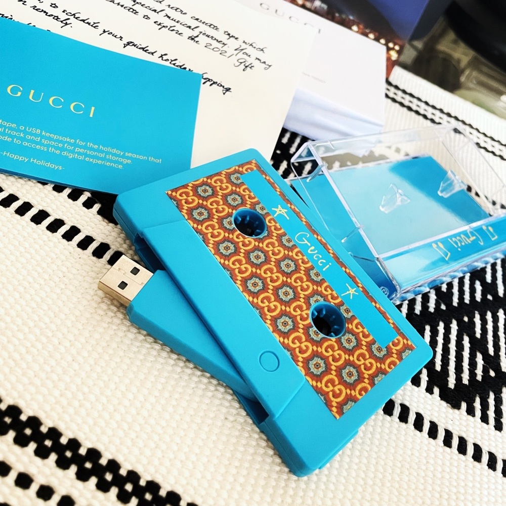 Gucci 2021 USB Keepsake